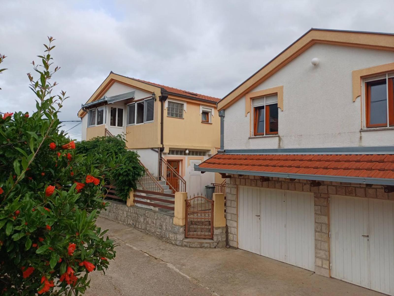 Apartments For Friends Trebinje Esterno foto