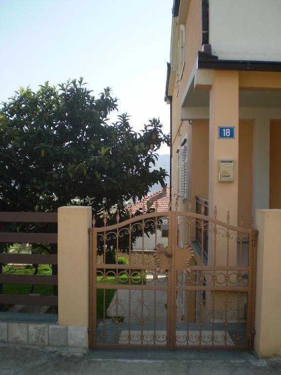 Apartments For Friends Trebinje Esterno foto