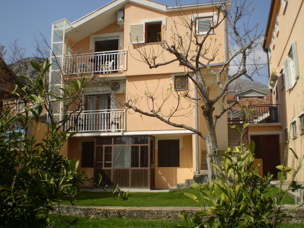 Apartments For Friends Trebinje Esterno foto